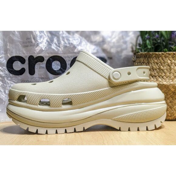 CROCS Mega Crush Platform Clogs Women's Size 10 NWT in Bone color - Picture 8 of 13